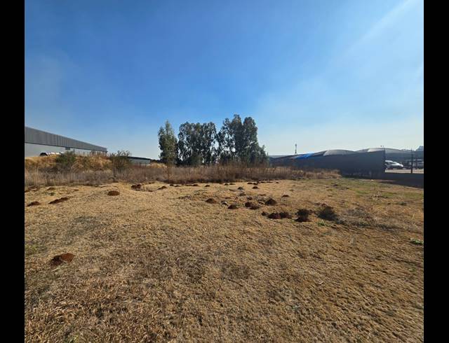 7,970M² VACANT LAND FOR SALE IN DUNCANVILLE